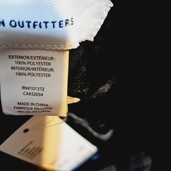 Urban Outfitters Black Borg Teddy Bucket Hat - Picture 6 of 8